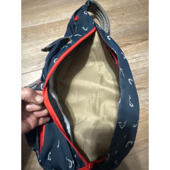 Kavu Rope Crossbody Bag shoulder Sling. Fish Themed. blue with red zippers. - Picture 6 of 10